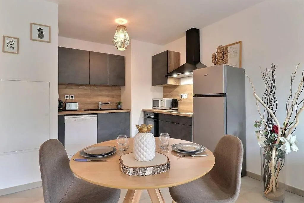 Appartement Moderne - Terrasse - Piscine - Parking Ventabren