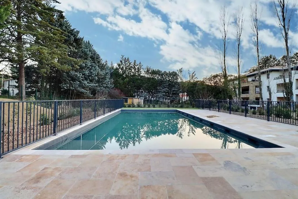 Appartement Moderne - Terrasse - Piscine - Parking Ventabren