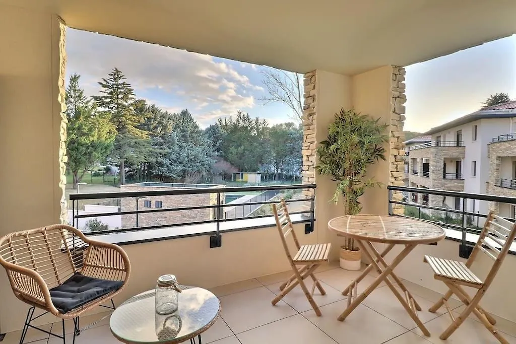 Appartement Moderne - Terrasse - Piscine - Parking Ventabren
